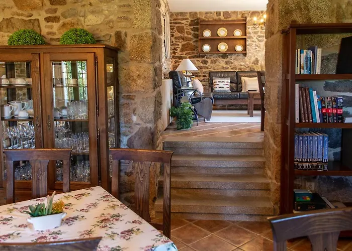 בית כפרי As Bentinas מיידוירו